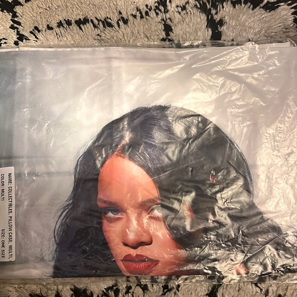 Rihanna pillowcase